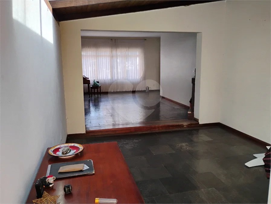 Vende-se ou Aluga-se Casa com 400 m2 na Vila Mascote