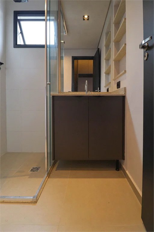 Apartamento à venda ou para alugar com 1 quarto em Pinheiros, São Paulo, SP
