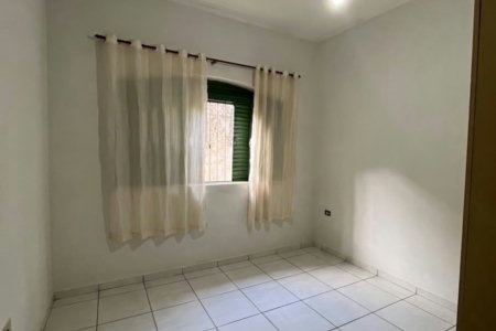 Casa à venda com 3 quartos, sendo 1 suíte, em Jardim das Oliveiras, Três Lagoas, MS