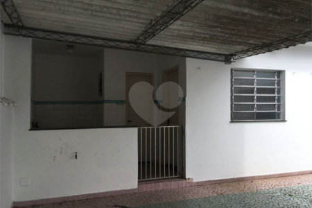 Casa à venda com 3 quartos, sendo 1 suíte, em Parque Bristol, São Paulo, SP