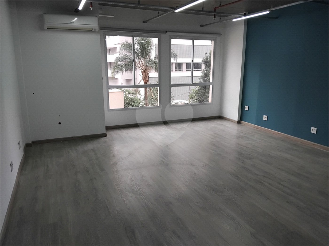 Sala à venda em Pinheiros, São Paulo, SP