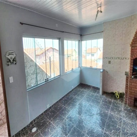 Sobrado à venda com 3 quartos, sendo 1 suíte, em Jardim Peri, São Paulo, SP