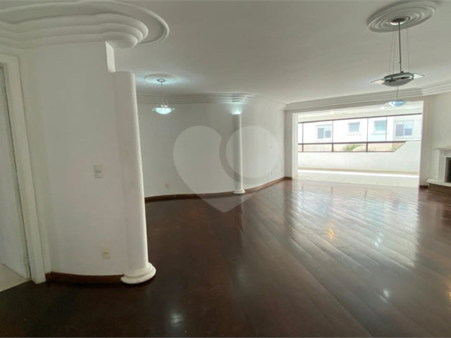Apartamento para alugar com 3 suítes em Chácara Santo Antônio, São Paulo, SP