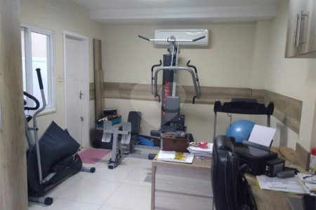 Casa à venda com 3 quartos, sendo 1 suíte,  no condomínio Conselheiro Ferraz, Rio de Janeiro - RJ