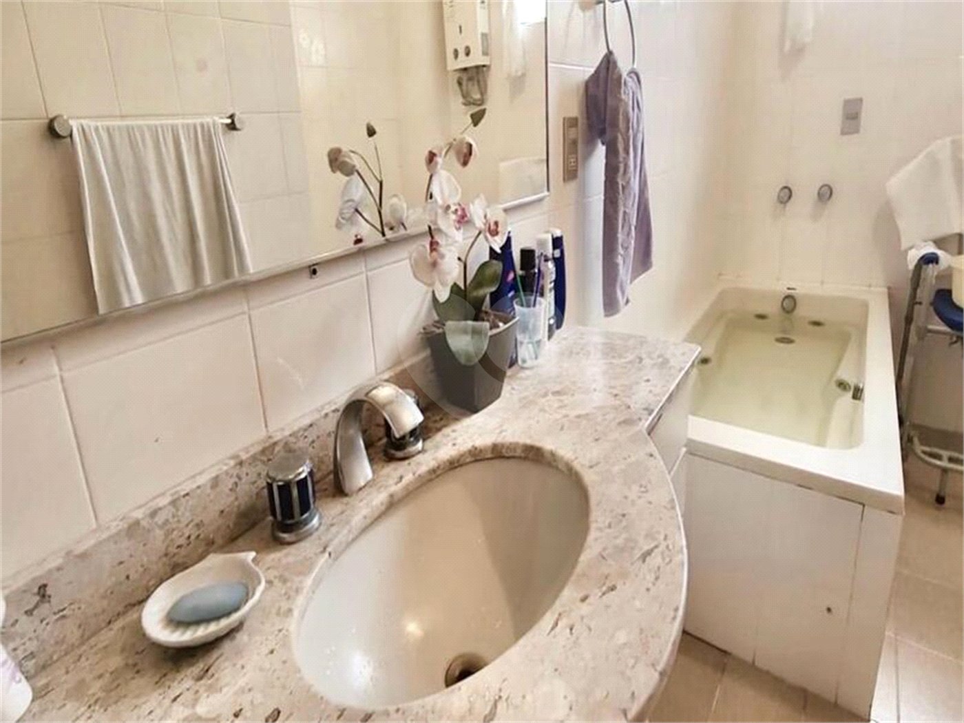 Apartamento à venda com 4 quartos, sendo 1 suíte, em Flamengo, Rio de Janeiro, RJ