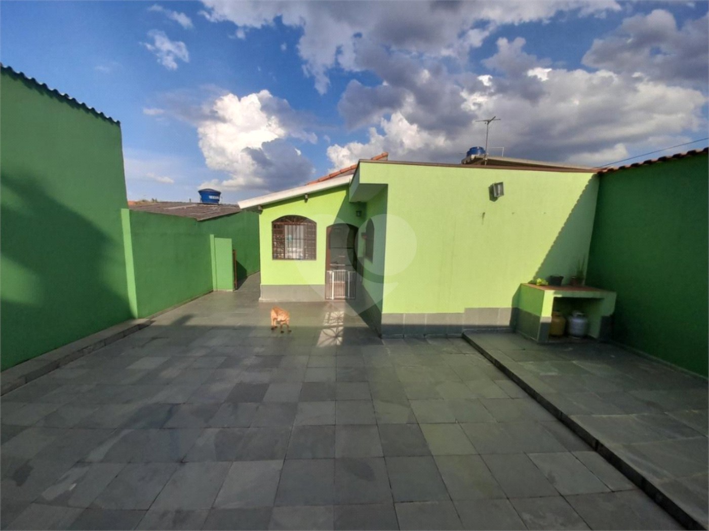 Casa à venda com 3 quartos, sendo 1 suíte,  em Vila Figueira, Suzano, SP