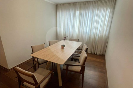 Apartamento à venda com 3 quartos, sendo 1 suíte,  em Vila Olímpia, São Paulo, SP