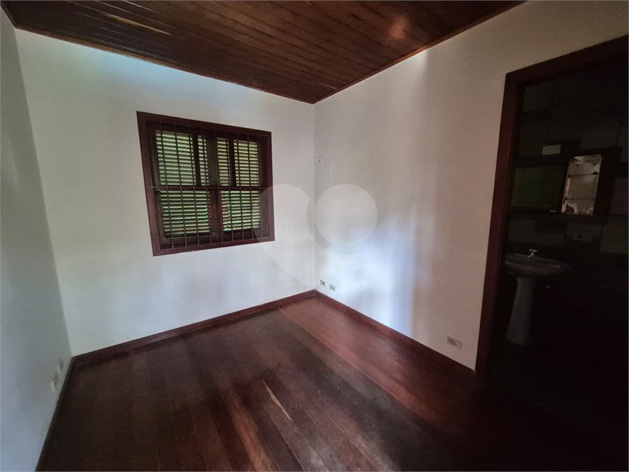 Casa à venda ou para alugar com 4 suítes no condomínio Parque Imperial da Cantareira, Mairiporã - SP