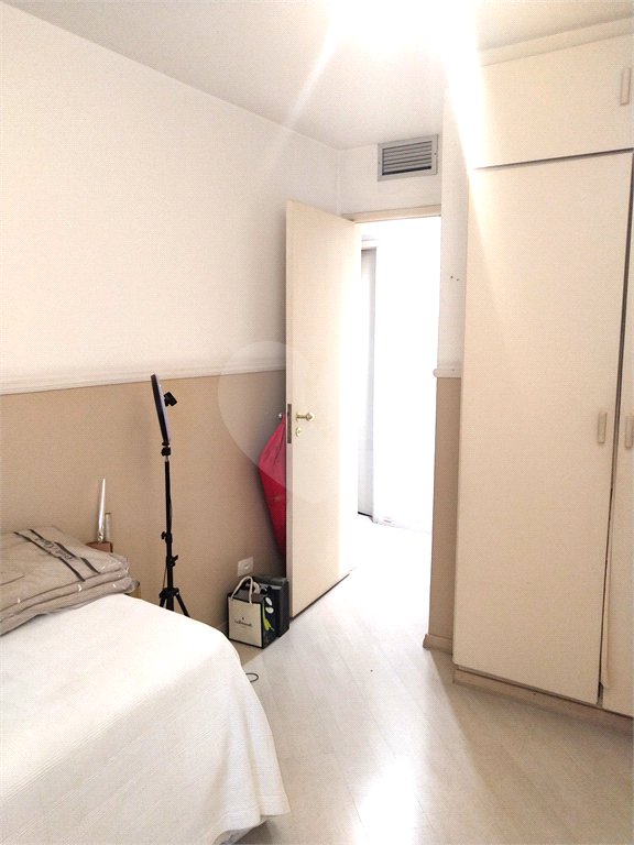 Apartamento à venda com 3 quartos, sendo 1 suíte, em Jardim Paulista, São Paulo, SP