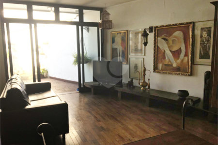 Casa Térrea à venda ou para alugar com 3 quartos, sendo 1 suíte, em Lapa, São Paulo, SP