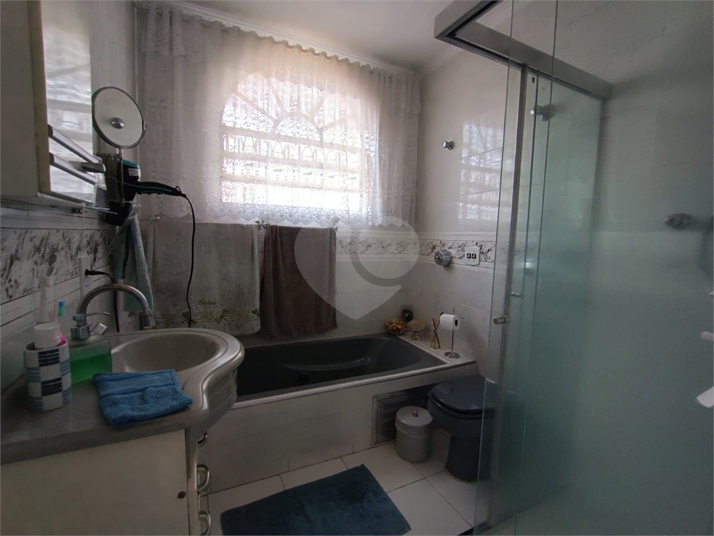 Sobrado à venda com 3 quartos, sendo 1 suíte, em Jaguaré, São Paulo, SP