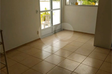 Apartamento à venda com 2 quartos, sendo 1 suíte,  em Vila Santana, Mogi das Cruzes, SP