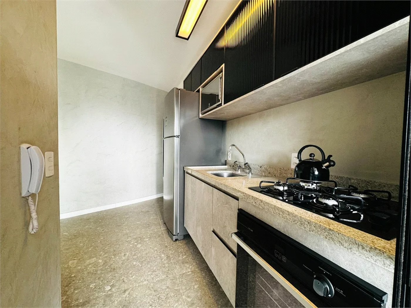 Apartamento à venda com 3 quartos em Vila Cordeiro, São Paulo, SP