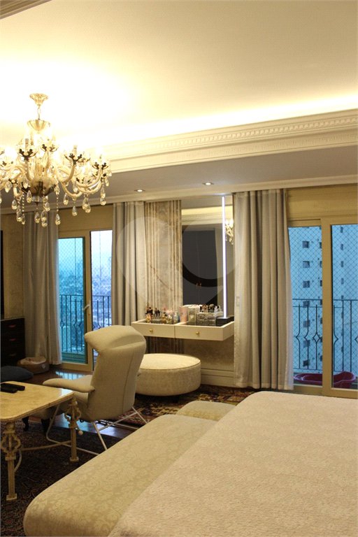 Apartamento à venda com 4 suítes em Santana, São Paulo, SP