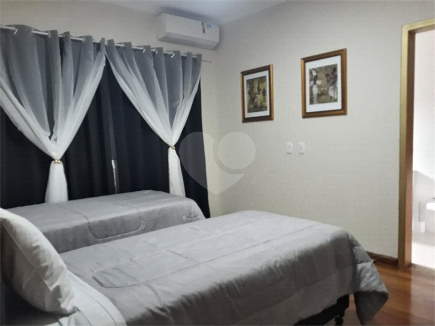 Sítio à venda com 7 quartos, sendo 5 suítes, em Jardim Vinhas do Sol (mailasqui), São Roque, SP