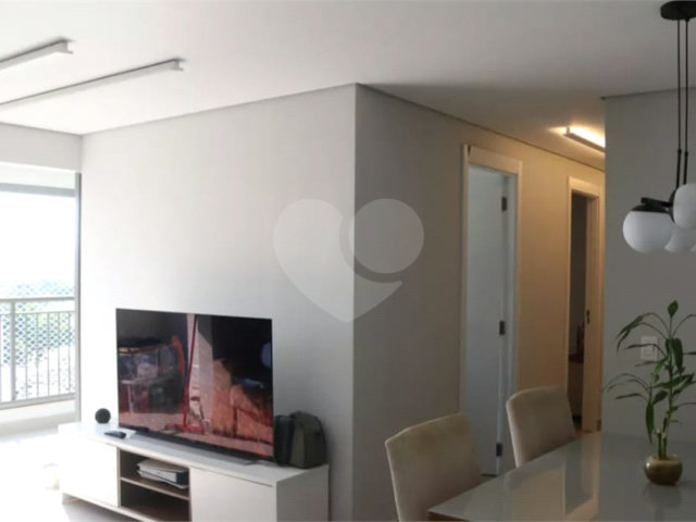 Apartamento à venda com 3 quartos, sendo 1 suíte,  em Barra Funda, São Paulo, SP