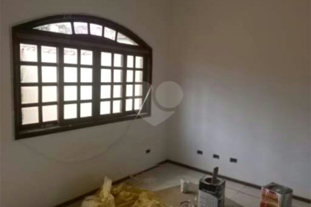 Sobrado à venda com 3 quartos, sendo 1 suíte, em Jardim Monte Kemel, São Paulo, SP