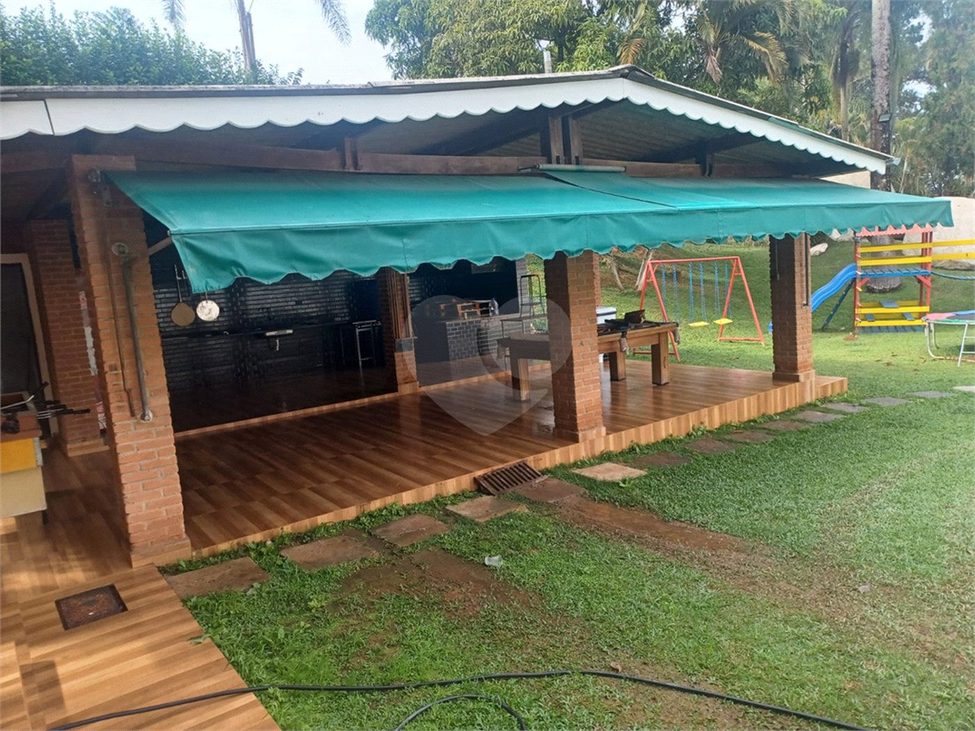 Casa à venda com 5 quartos, sendo 2 suítes, em Rio Abaixo, Mairiporã, SP