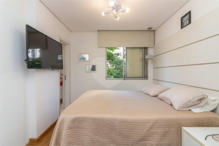 Apartamento à venda com 3 quartos, sendo 1 suíte, em Itaim Bibi, São Paulo, SP