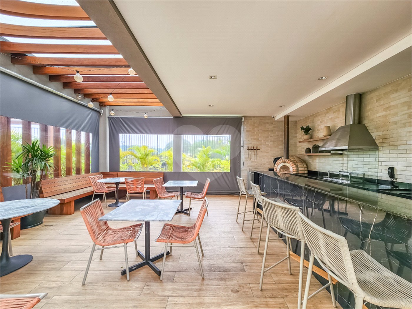 Apartamento à venda com 2 suítes em Santo Amaro, São Paulo, SP