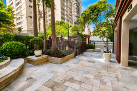 Apartamento à venda com 4 quartos, sendo 3 suítes, em Santa Cecília, São Paulo, SP