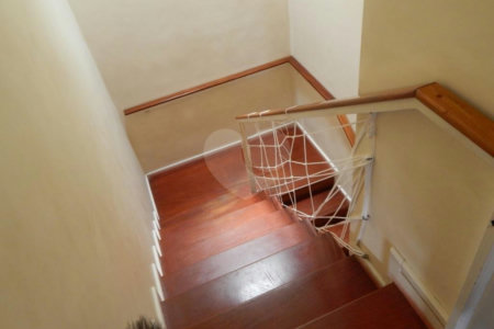 Sobrado à venda com 5 suítes em Jardim Londrina, São Paulo, SP