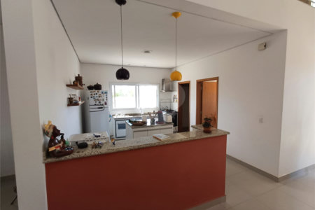 Sobrado à venda com 3 quartos, sendo 1 suíte, em Jardim Solar do Bosque, Sorocaba, SP