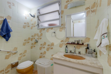 Apartamento à venda com 3 quartos, sendo 1 suíte, em Chácara Santo Antônio (zona Sul), São Paulo, SP