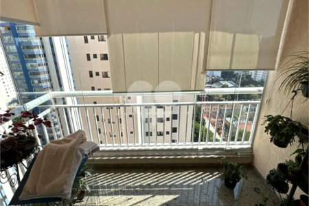 Apartamento à venda com 3 quartos, sendo 1 suíte, em Vila Gomes Cardim, São Paulo, SP