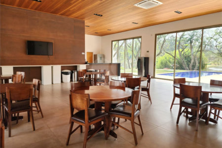 Casa à venda ou para alugar com 4 suítes no condomínio Residencial Arboretum, Vinhedo - SP