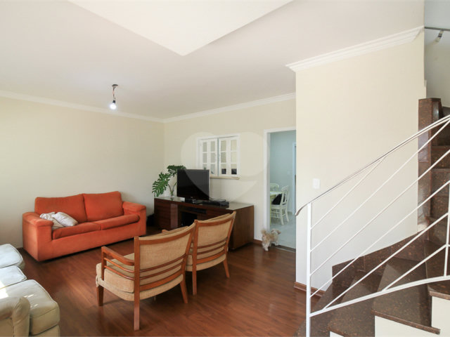 Casa à venda com 3 quartos, sendo 1 suíte,  em Santana, São Paulo, SP