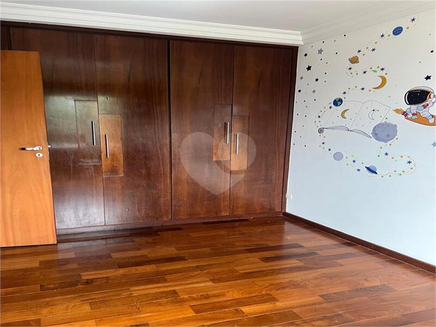 Apartamento à venda com 4 quartos, sendo 2 suítes, em Paraisópolis, São Paulo, SP