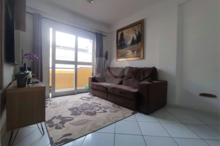 Apartamento à venda com 2 quartos, sendo 1 suíte, em Parque São Luís, Taubaté, SP