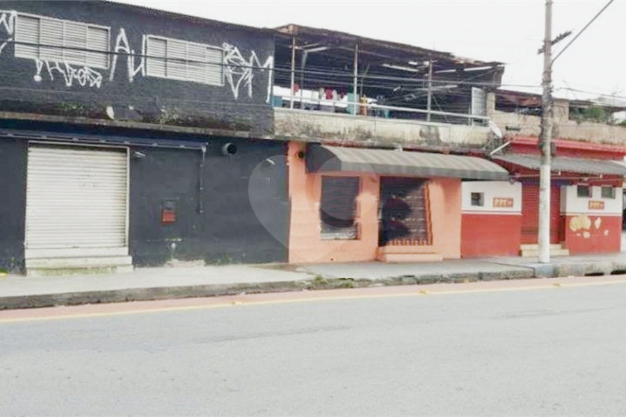 Casa à venda com 10 quartos em Vila Guilherme, São Paulo, SP