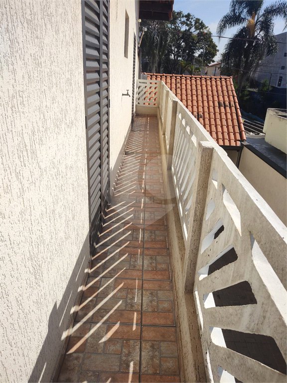Sobrado à venda com 5 quartos, sendo 1 suíte,  em Vila Bela Vista, Suzano, SP