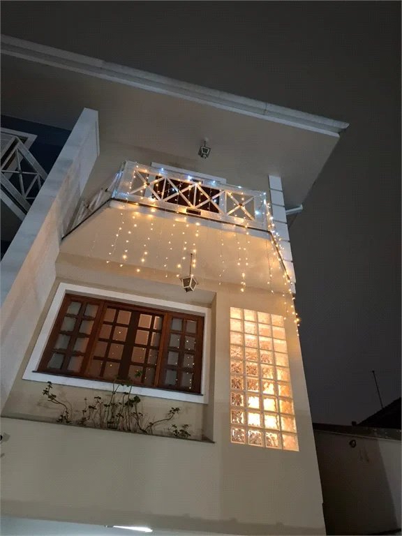 Sobrado à venda com 3 suítes em Ferreira, São Paulo, SP