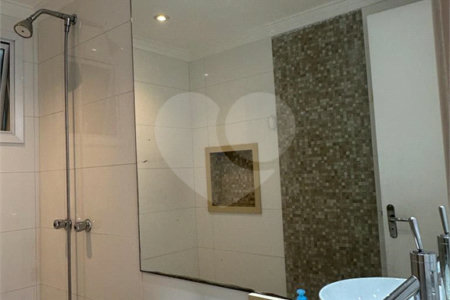 Apartamento MOBILIADO à venda. ÓTIMA OPORTUNIDADE!