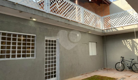 Sobrado à venda com 5 quartos, sendo 1 suíte, em João Aranha, Paulínia, SP