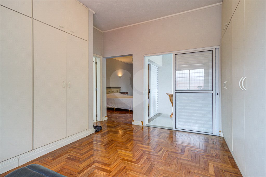 Casa de Vila à venda com 3 quartos, sendo 1 suíte,  em Granja Julieta, São Paulo, SP