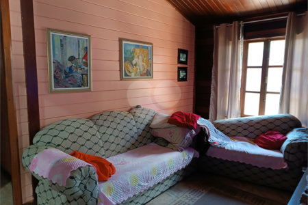 Casa à venda com 5 quartos, sendo 3 suítes, em Jardim Villaça, São Roque, SP