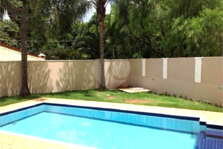 Casa à venda com 4 quartos, sendo 2 suítes, no condomínio Bosque de Grevilea, Vinhedo - SP