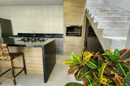 Casa à venda com 3 suítes no condomínio Via Castelli, Louveira - SP