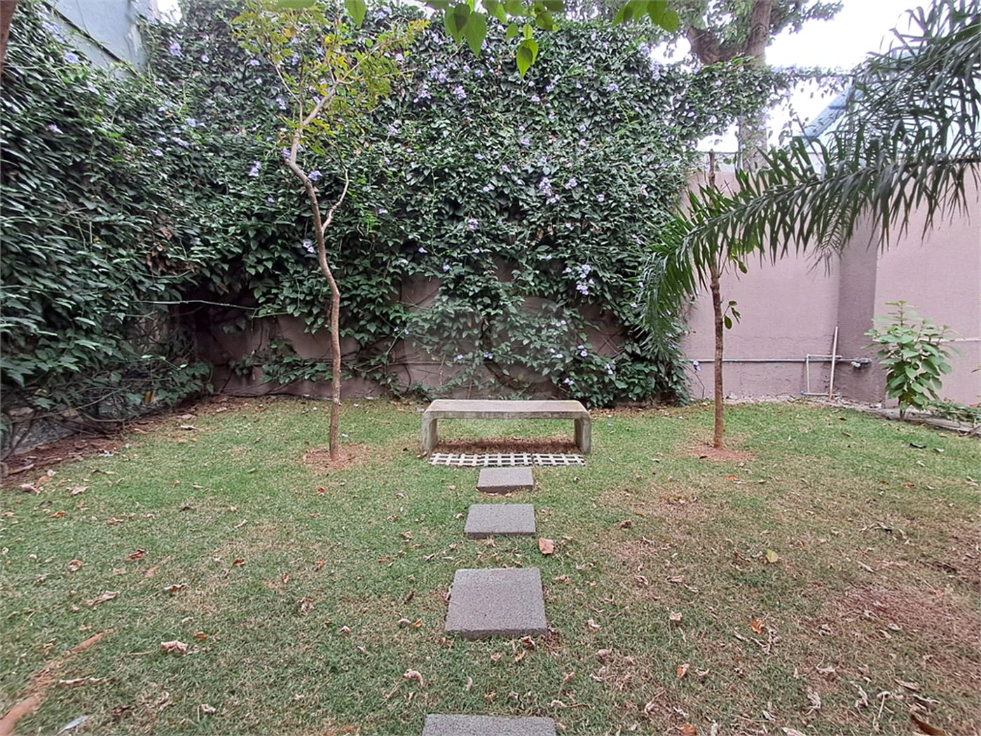 Apartamento à venda ou para alugar com 1 quarto em Vila Pompéia, São Paulo, SP