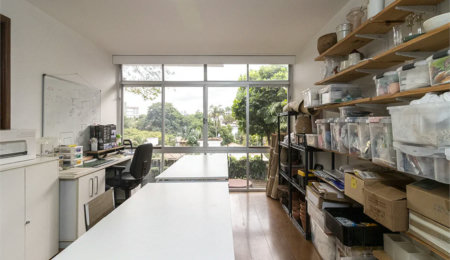 Casa à venda com 3 quartos, sendo 2 suítes,  em Alto de Pinheiros, São Paulo, SP