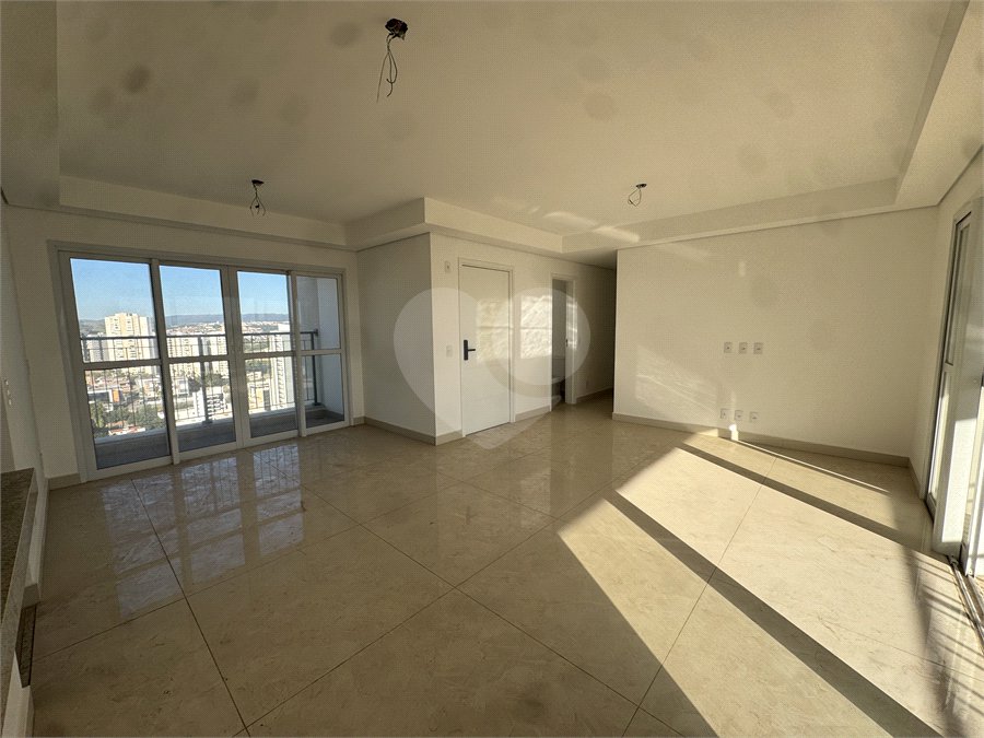 Apartamento para alugar com 4 quartos, sendo 3 suítes, em Jardim América, Sorocaba, SP
