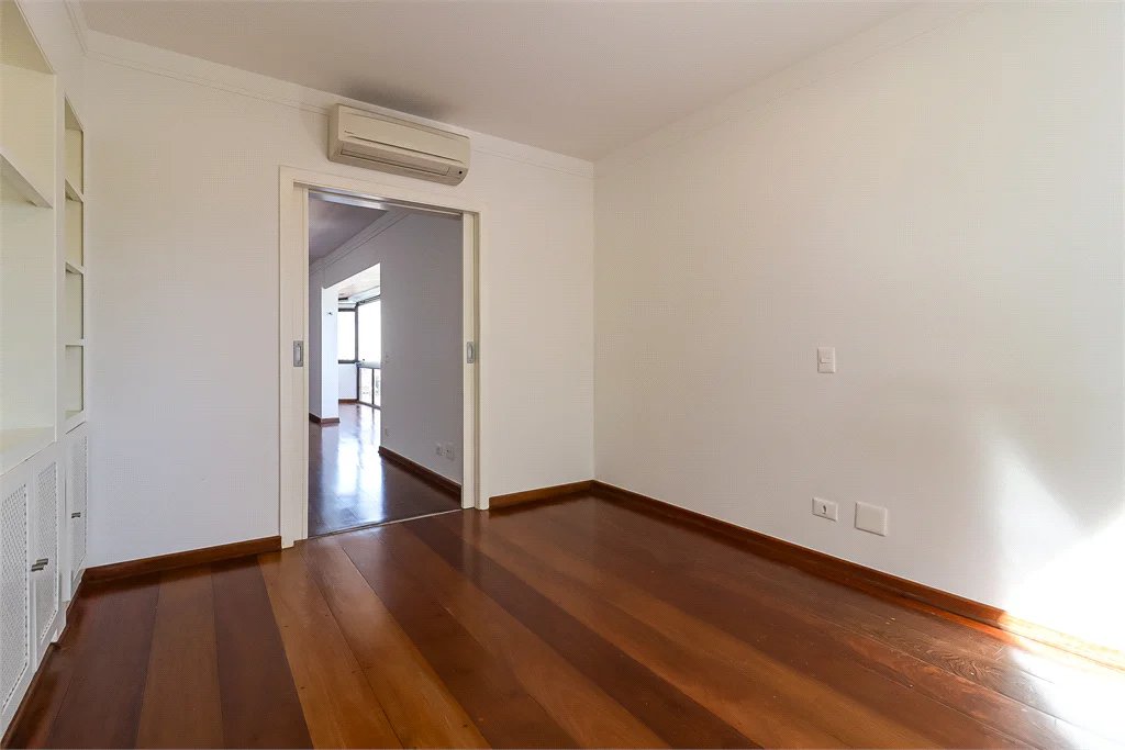 Apartamento à venda com 3 suítes em Cidade Monções, São Paulo, SP