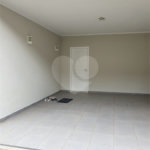 Casa à venda com 2 quartos, sendo 1 suíte,  no condomínio Flamboyant, São Paulo - SP