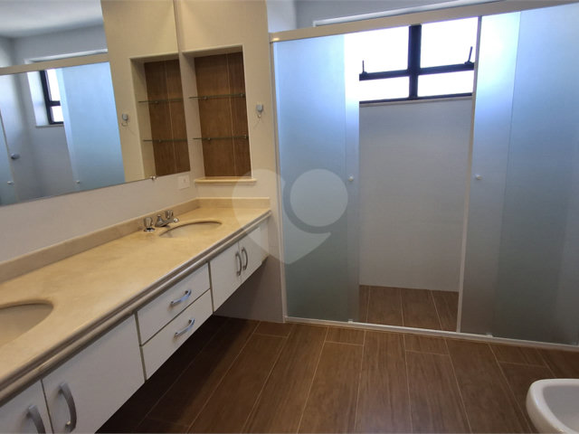 Apartamento para alugar com 3 quartos, sendo 1 suíte,  em Chácara Santo Antônio, São Paulo, SP