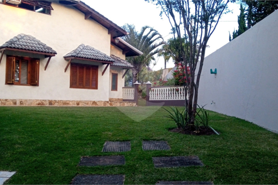 Casa à venda com 5 quartos, sendo 2 suítes, em Serra da Cantareira, Mairiporã, SP