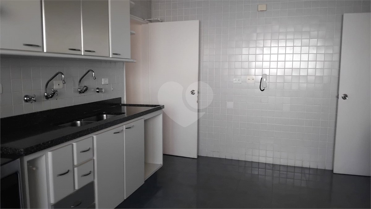 Apartamento à venda ou para alugar com 3 quartos, sendo 1 suíte, em Itaim Bibi, São Paulo, SP